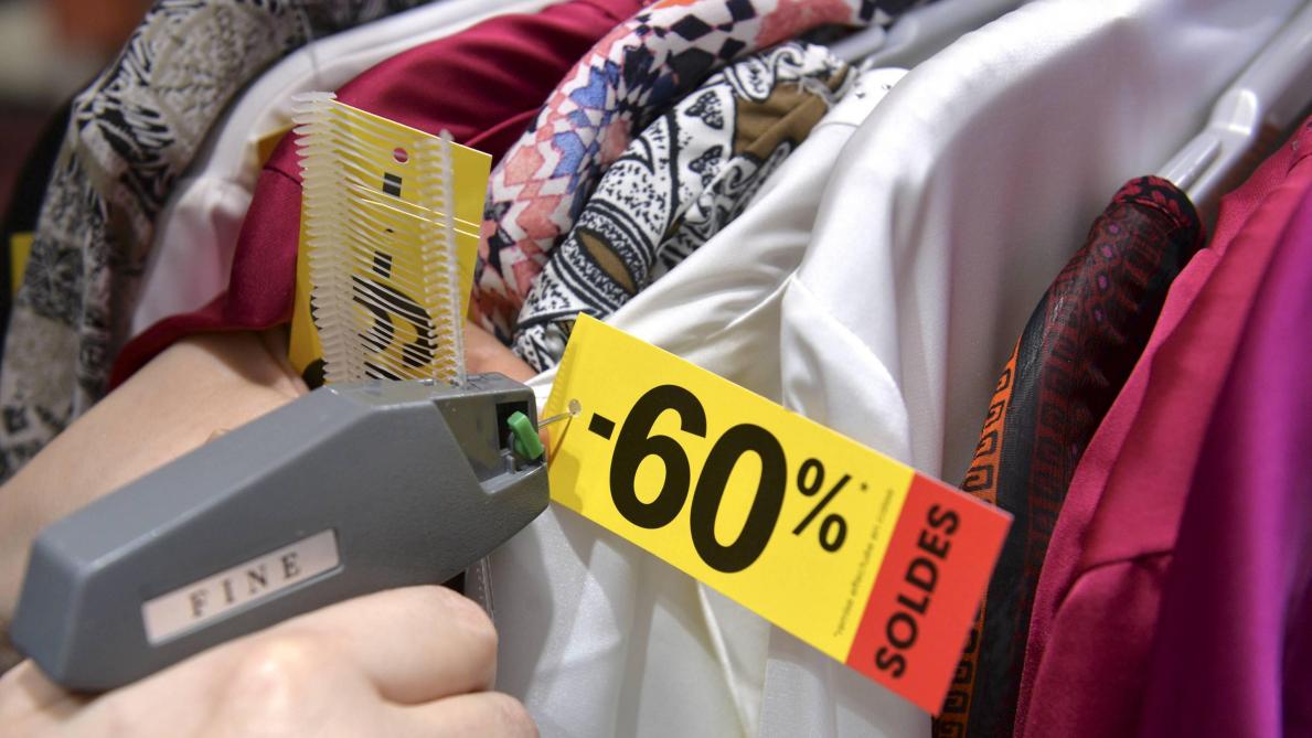 Soldes vetements store